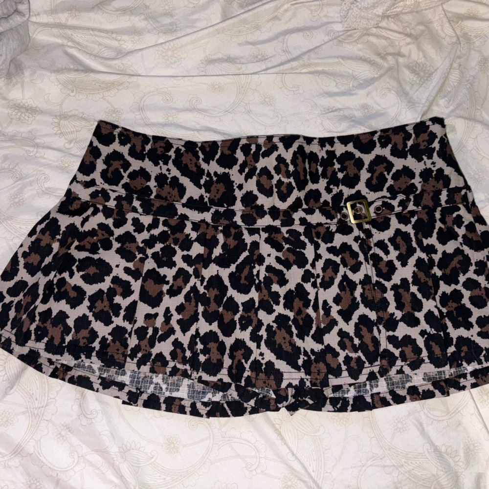 BNWT Urban Outfitters BDG Leopard Print Shaina Belted Mini Skort